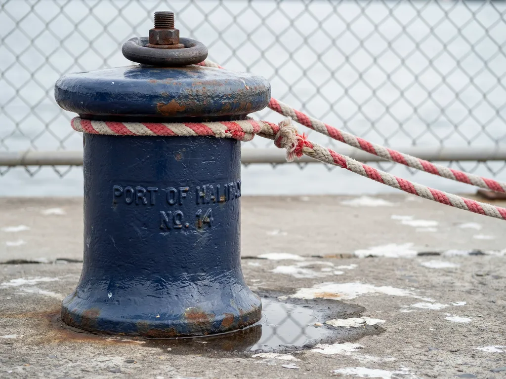 Weather & Salt-Resistant Finish